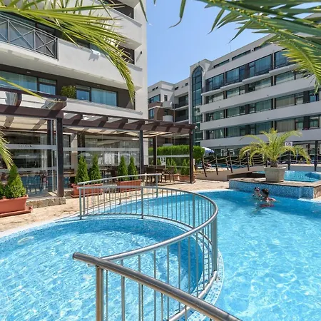 Lion Sunny Hotell Slăntjev Brjag