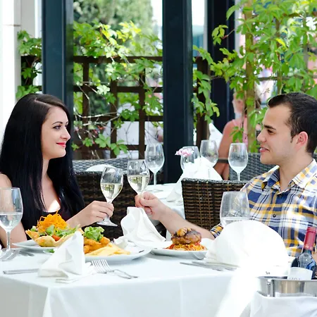 Lion Sunny Hotell Slăntjev Brjag