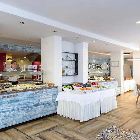 Hotel Lion Sunny 4*