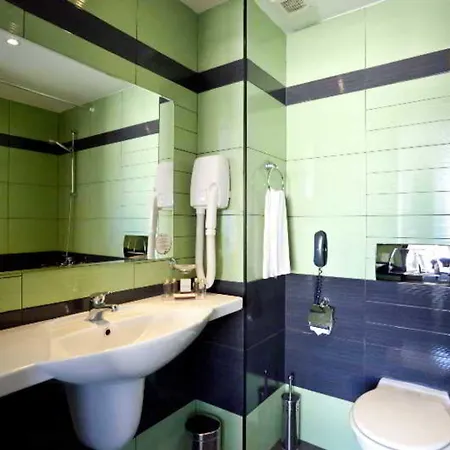 Lion Sunny Ξενοδοχείο 4*