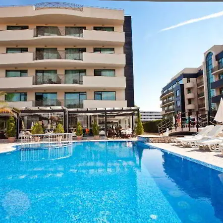 Hotel Lion Sunny 4*