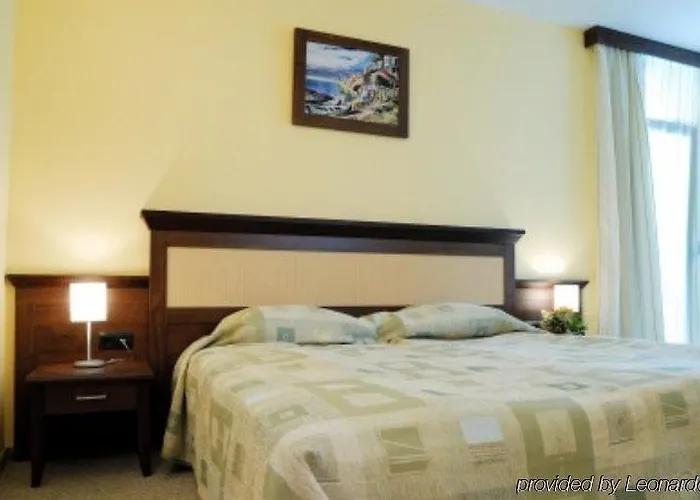 лион 4* Слънчев бряг