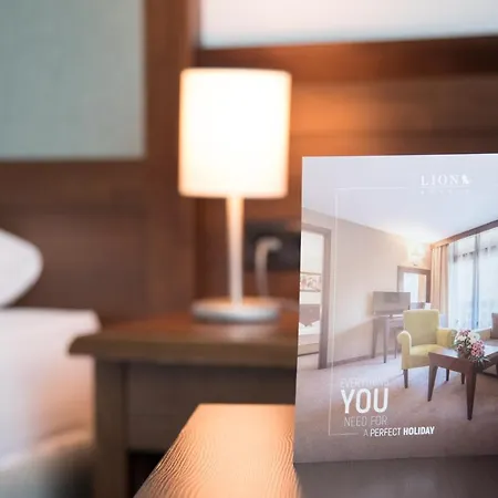 Lion Sunny Słoneczny Brzeg