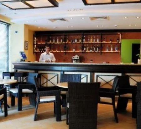 Lion Sunny Słoneczny Brzeg